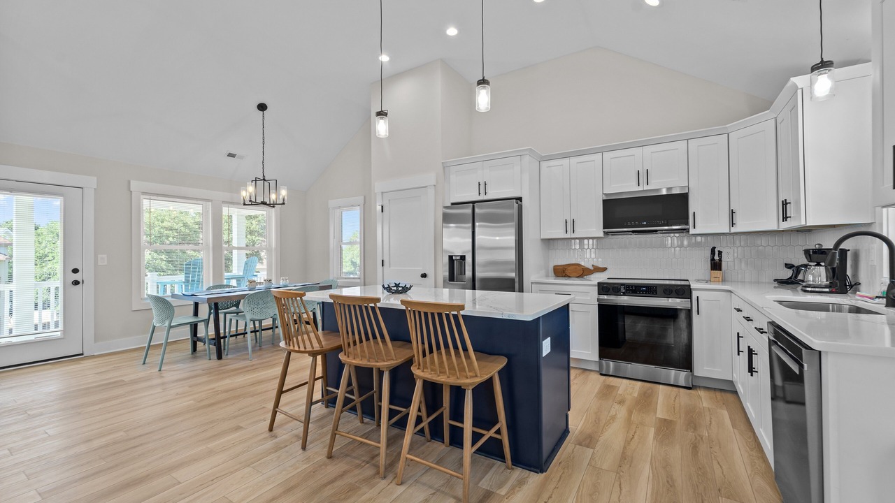 Photo of Kitchen in Monteray Shores