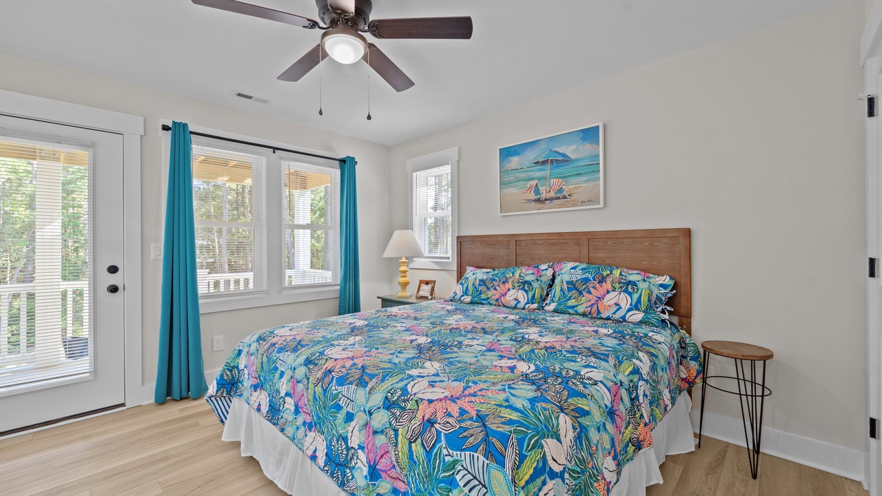 Photo of Bedroom in Monteray Shores