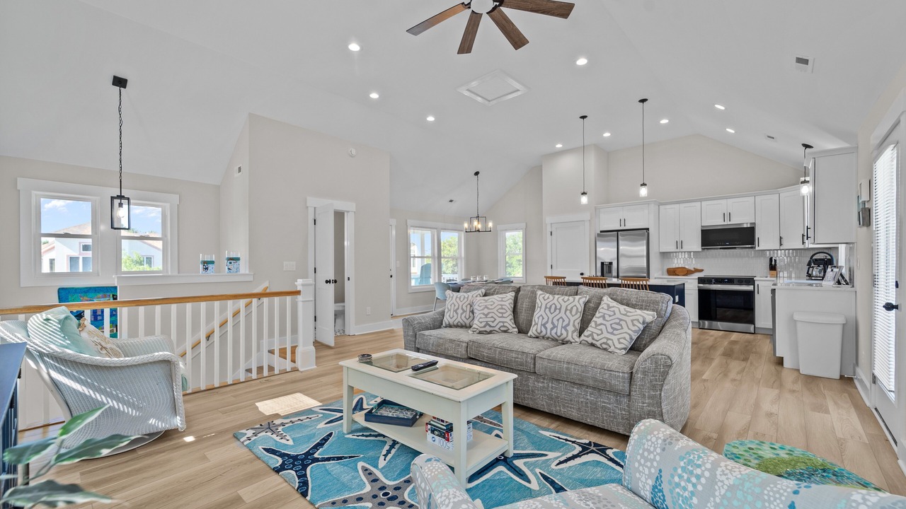 Photo of Livingroom in Monteray Shores