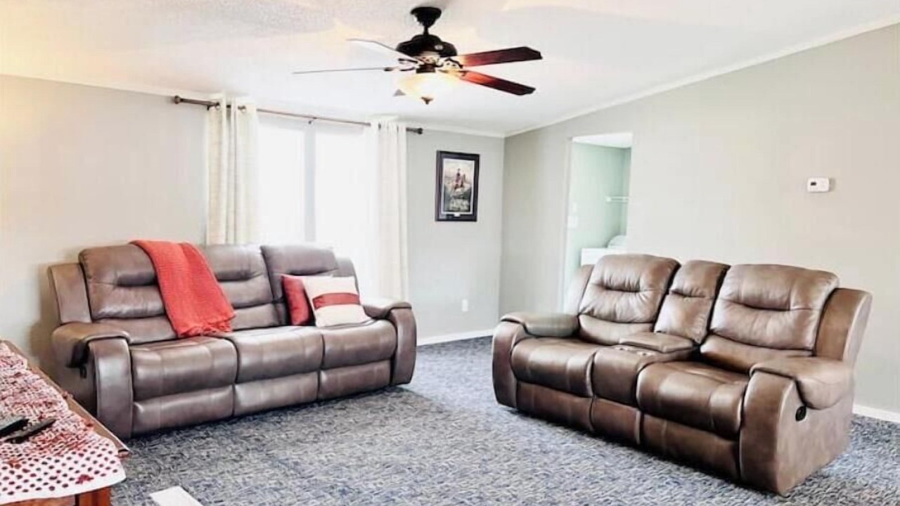 Photo of Livingroom in Trenton
