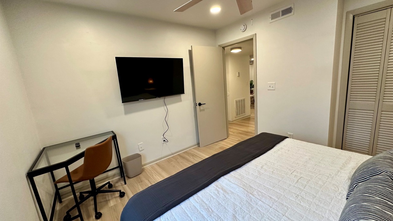 Photo of Bedroom in East Ocean View