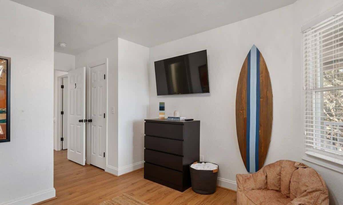 Photo of Livingroom in Whalehead Beach