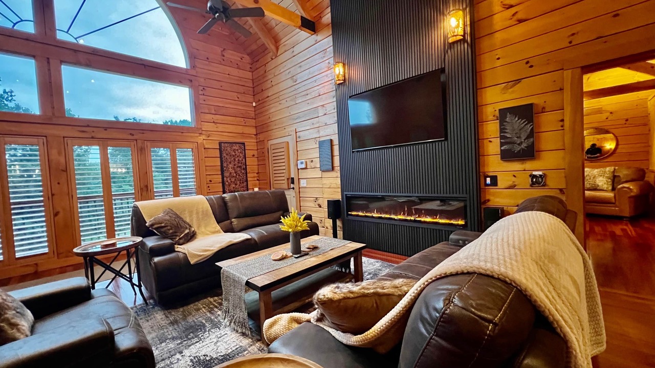 Photo of Livingroom in Ashland City