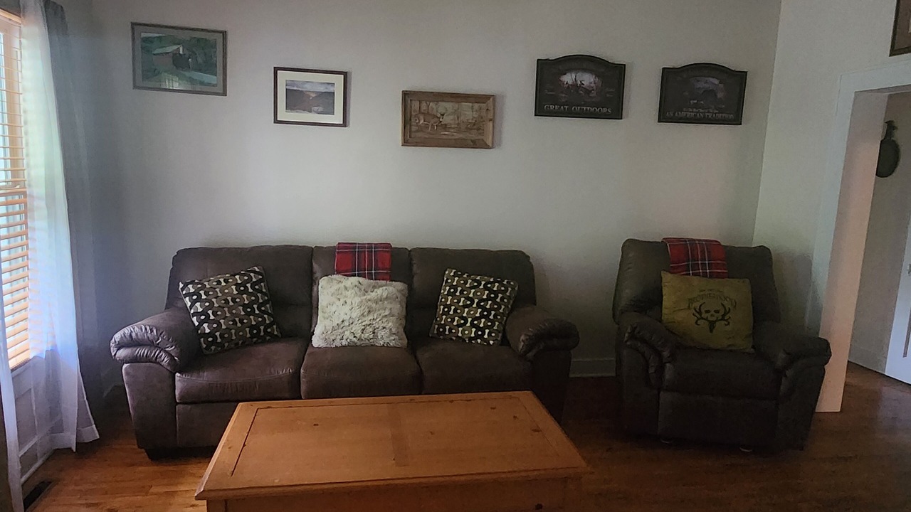 Photo of Livingroom in Alderson