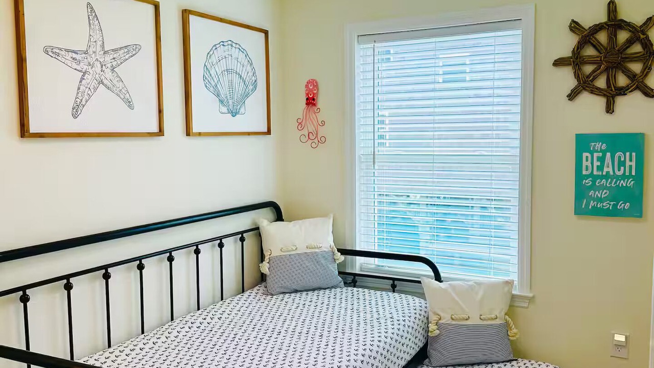 Photo of Bedroom in Ocean Isle Estates