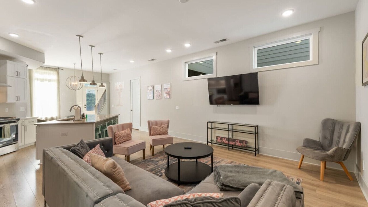Photo of Livingroom in West End