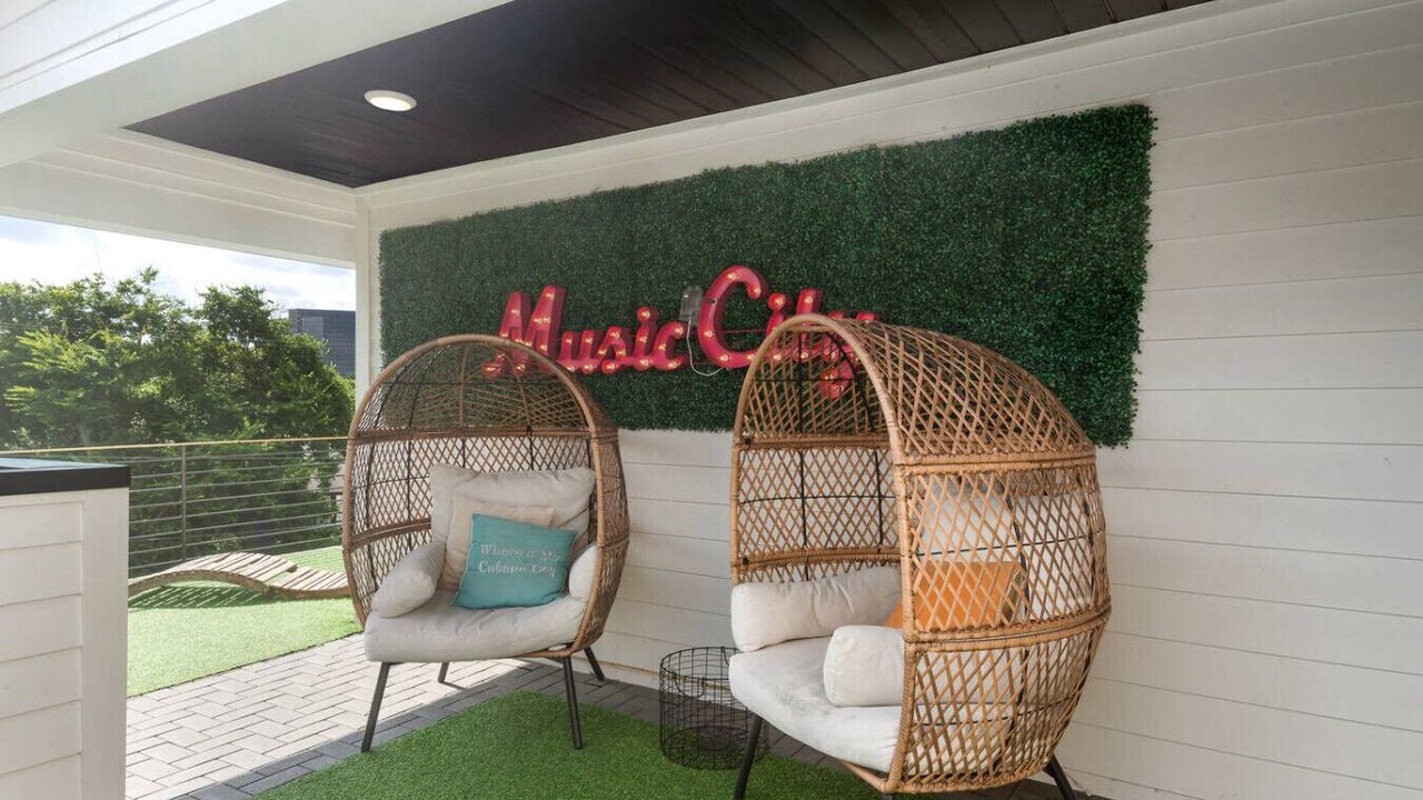 Photo of Patio Balcony in West End