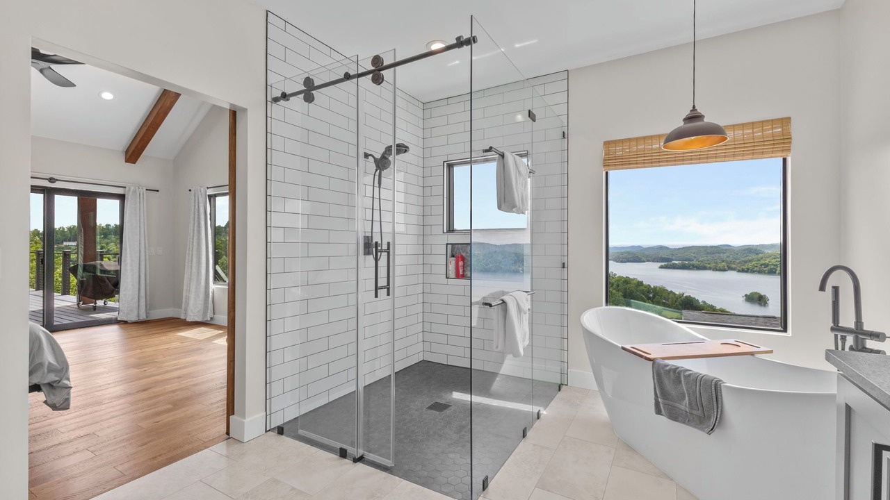 Photo of Bathroom in Maynardville