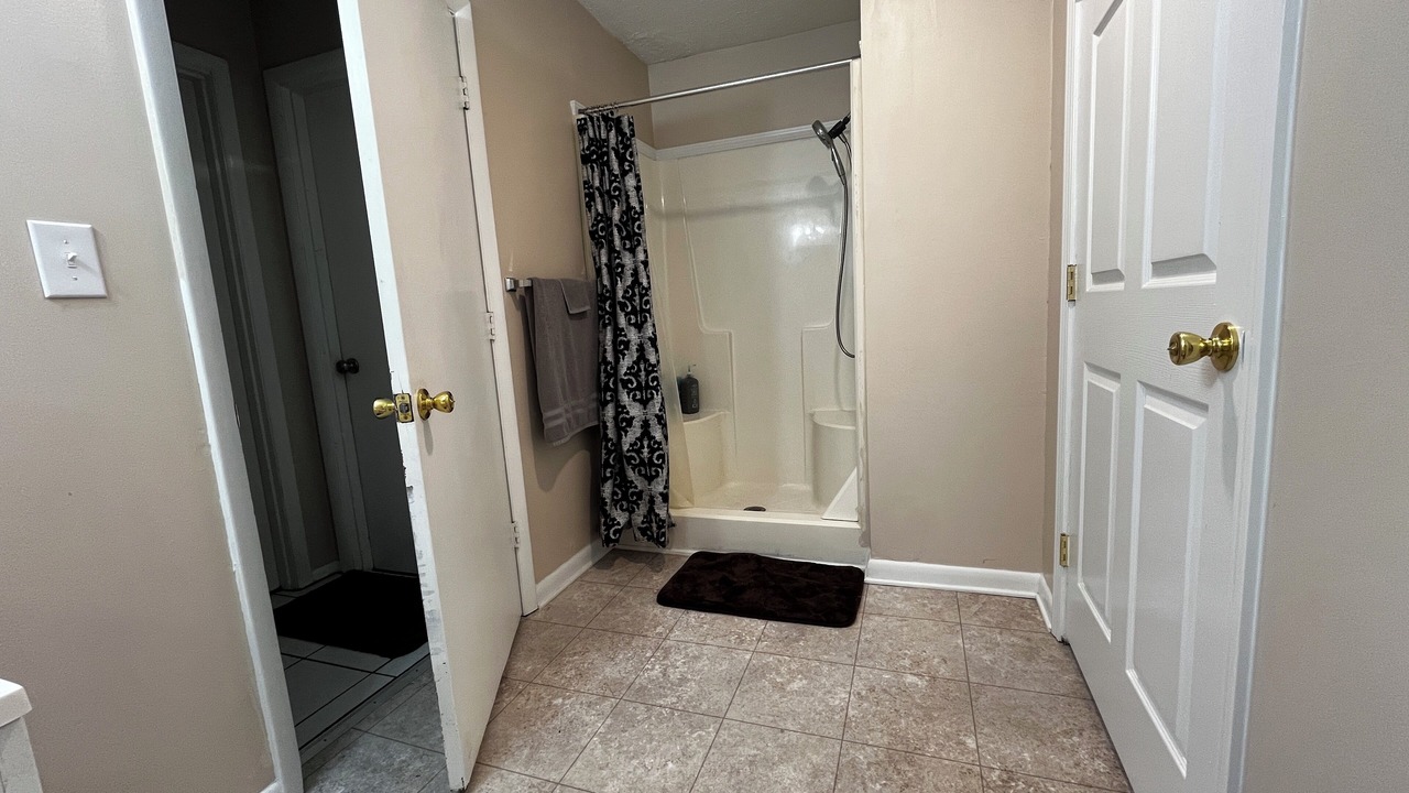 Photo of Bathroom in Shively