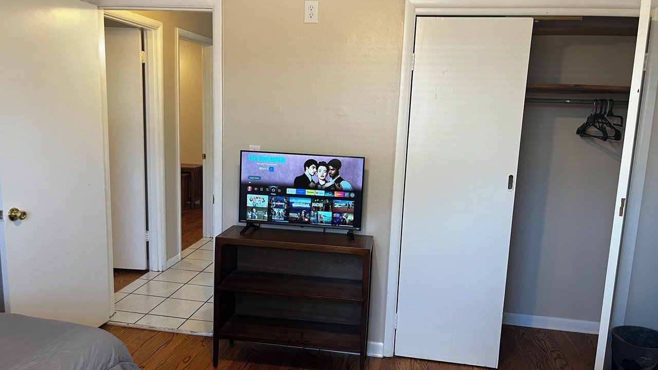 Photo of Bedroom in Shively