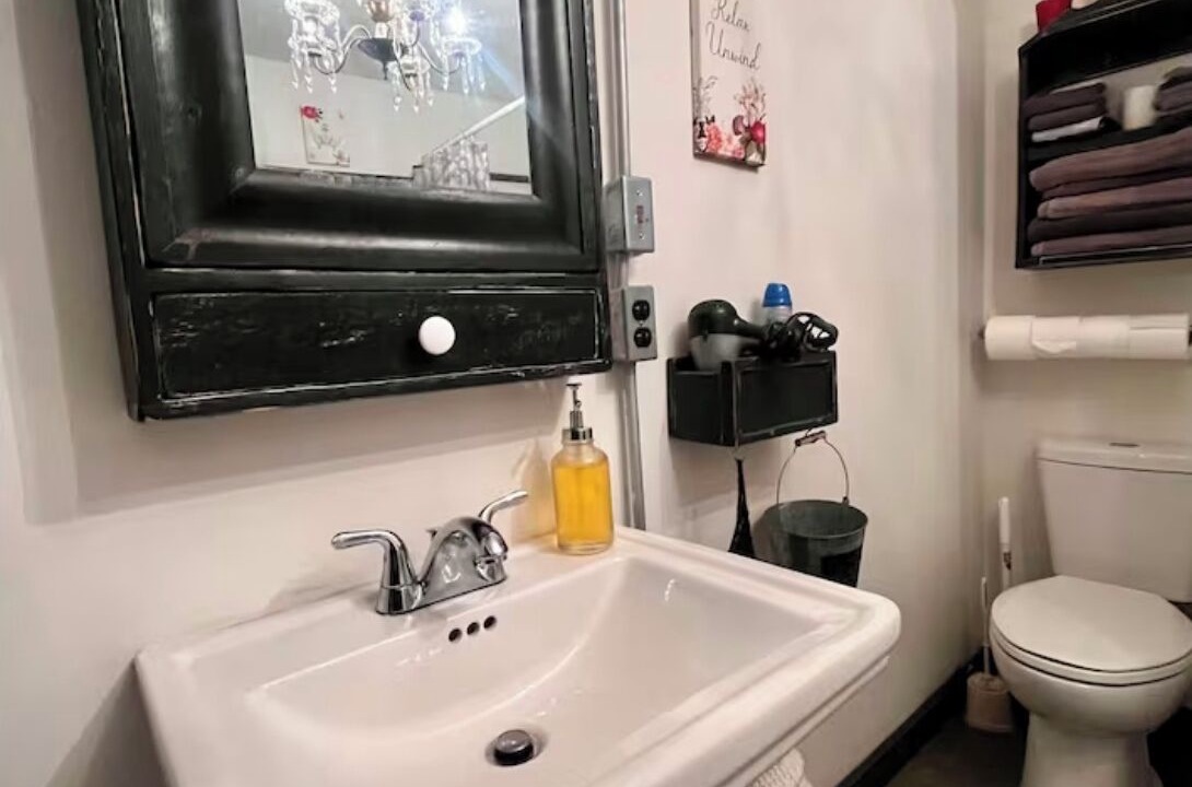 Photo of Bathroom in Bellepoint