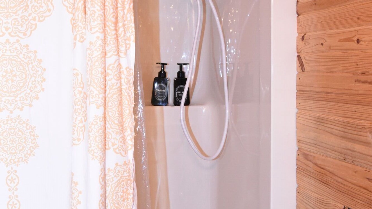 Photo of Bathroom in Woodbine