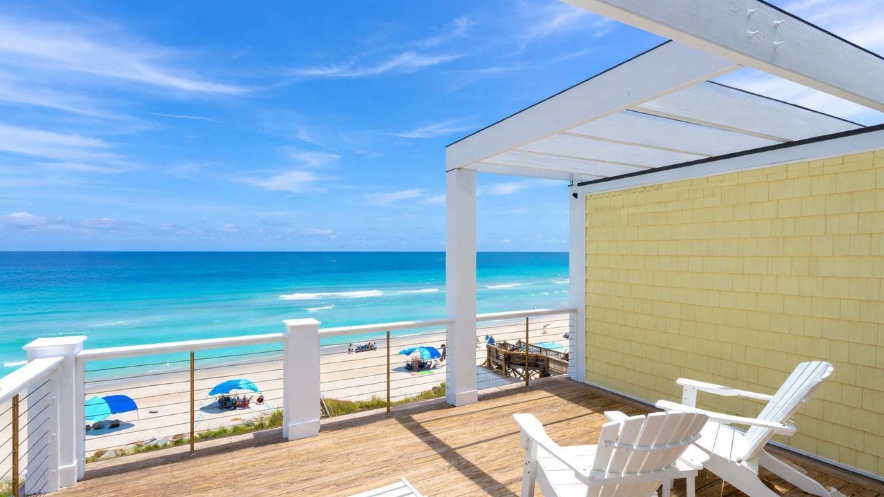 Photo of Patio Balcony in North Carolina Coast