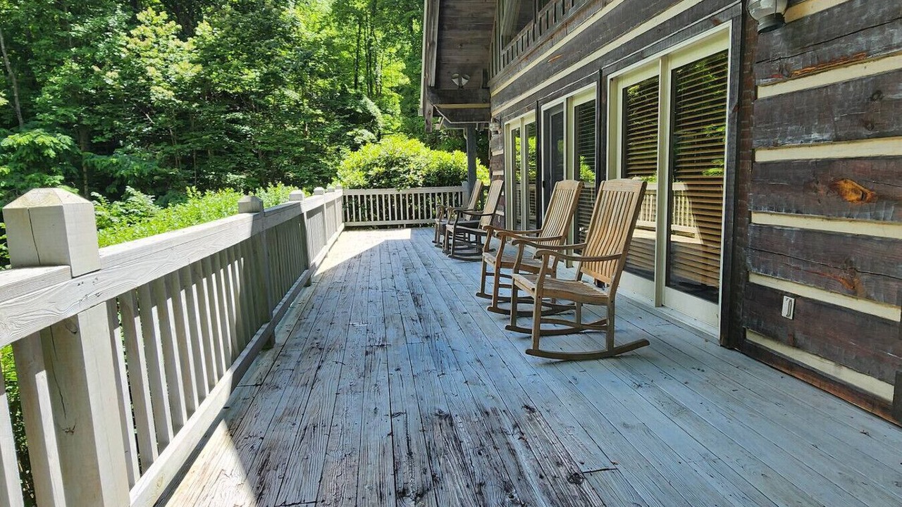 Photo of Patio Balcony in Cherokee
