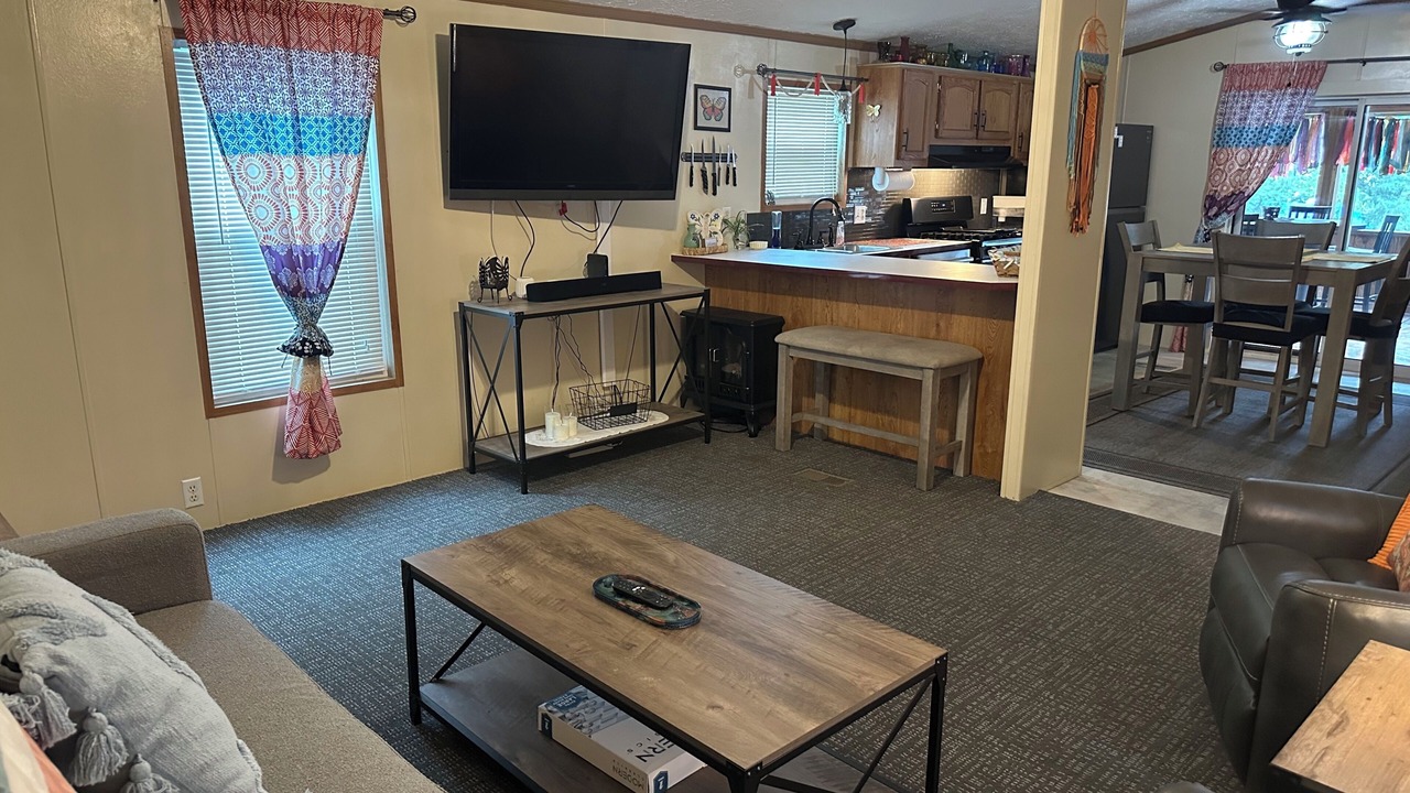 Photo of Livingroom in Benton