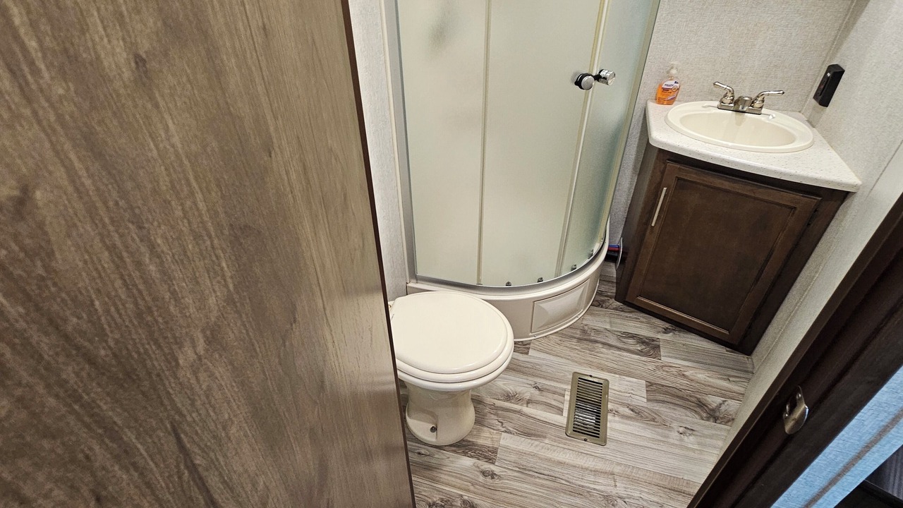 Photo of Bathroom in Oriental