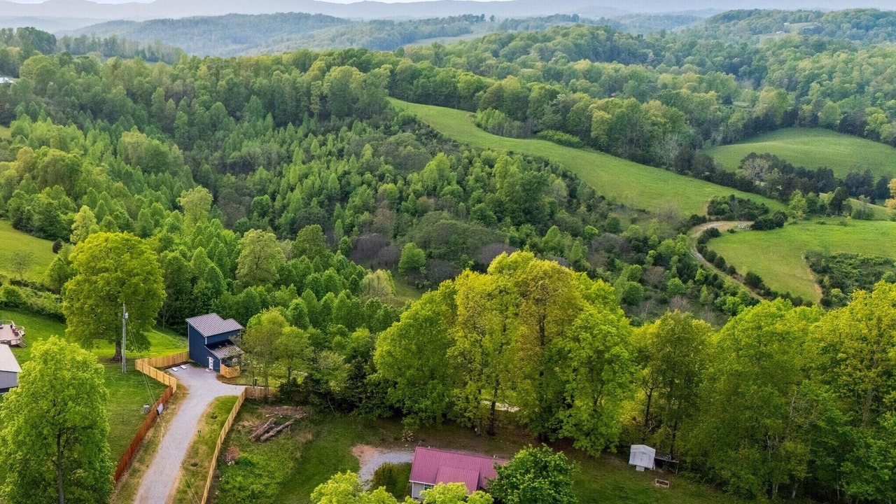 Photo of Outdoor in Sharps Chapel
