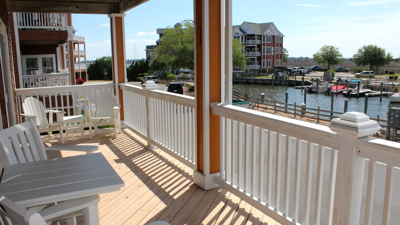 Photo of Patio Balcony in Manteo