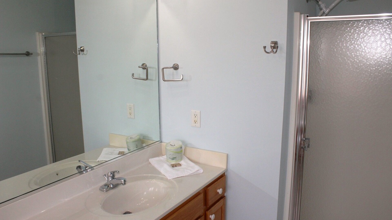 Photo of Bathroom in Manteo