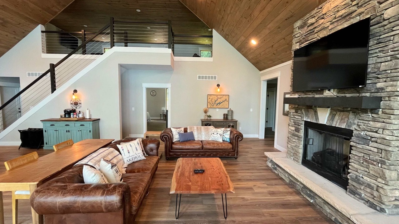 Photo of Livingroom in Big Creek