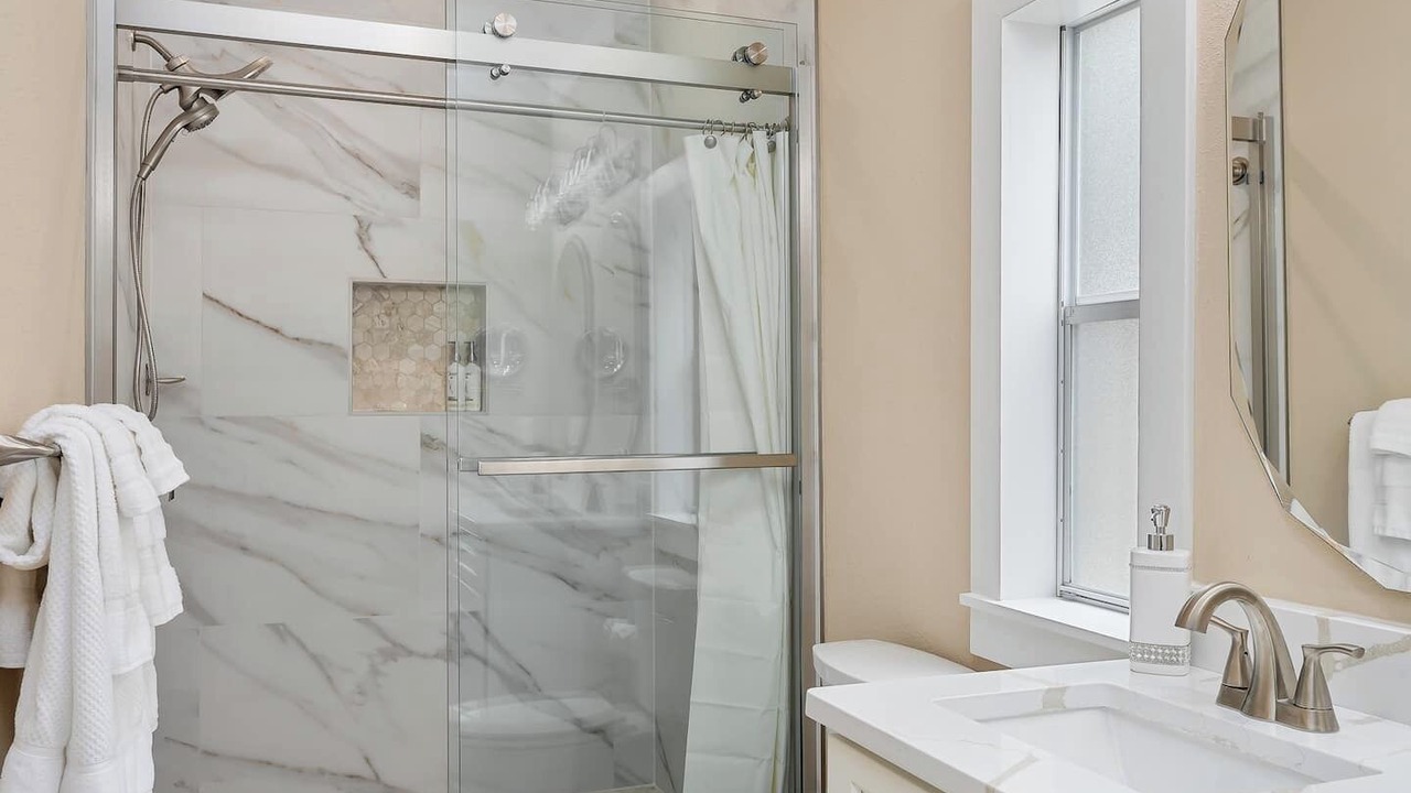 Photo of Bathroom in Six Mile