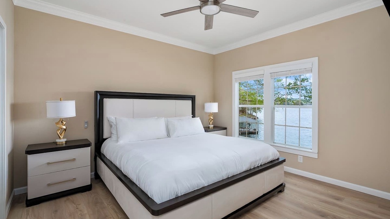 Photo of Bedroom in Six Mile