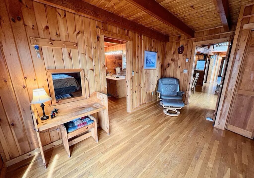 Photo of Bedroom in Todd