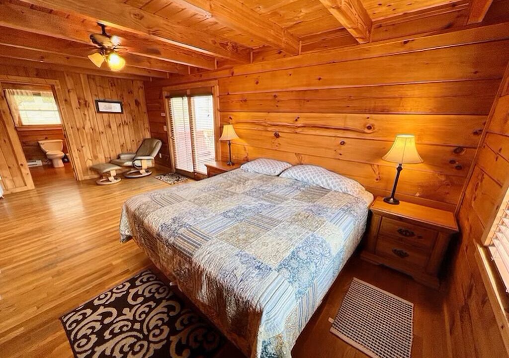 Photo of Bedroom in Todd