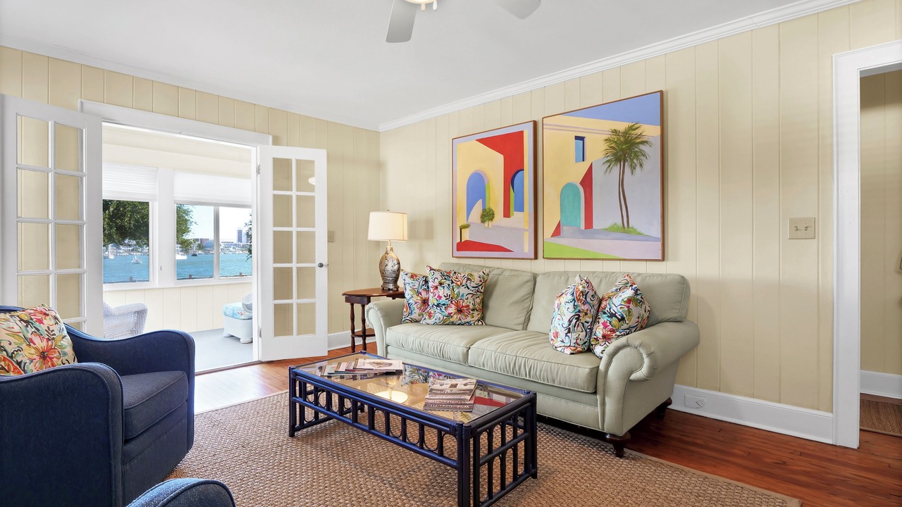 Photo of Livingroom in Wrightsville Beach