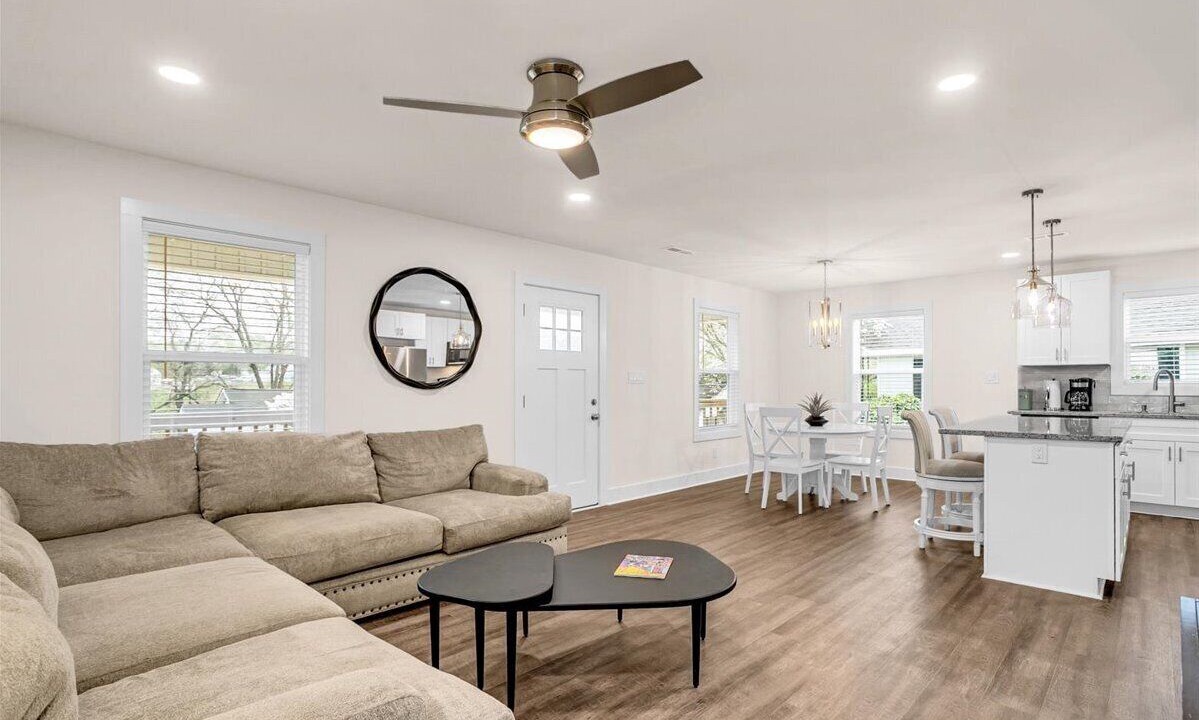 Photo of Livingroom in Greer