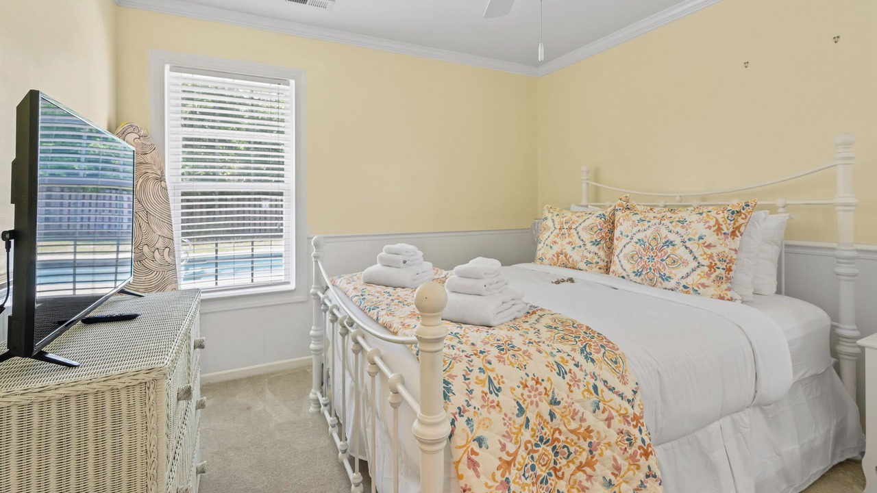 Photo of Bedroom in Silver Lake