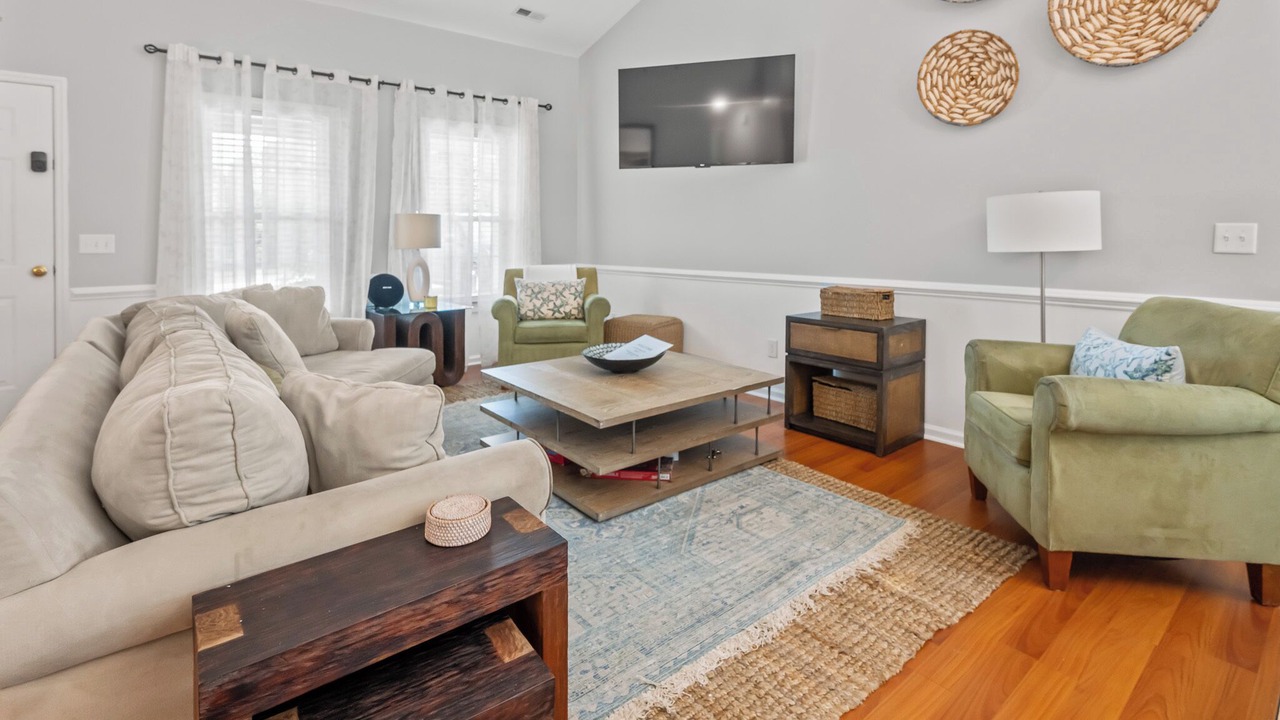 Photo of Livingroom in Silver Lake