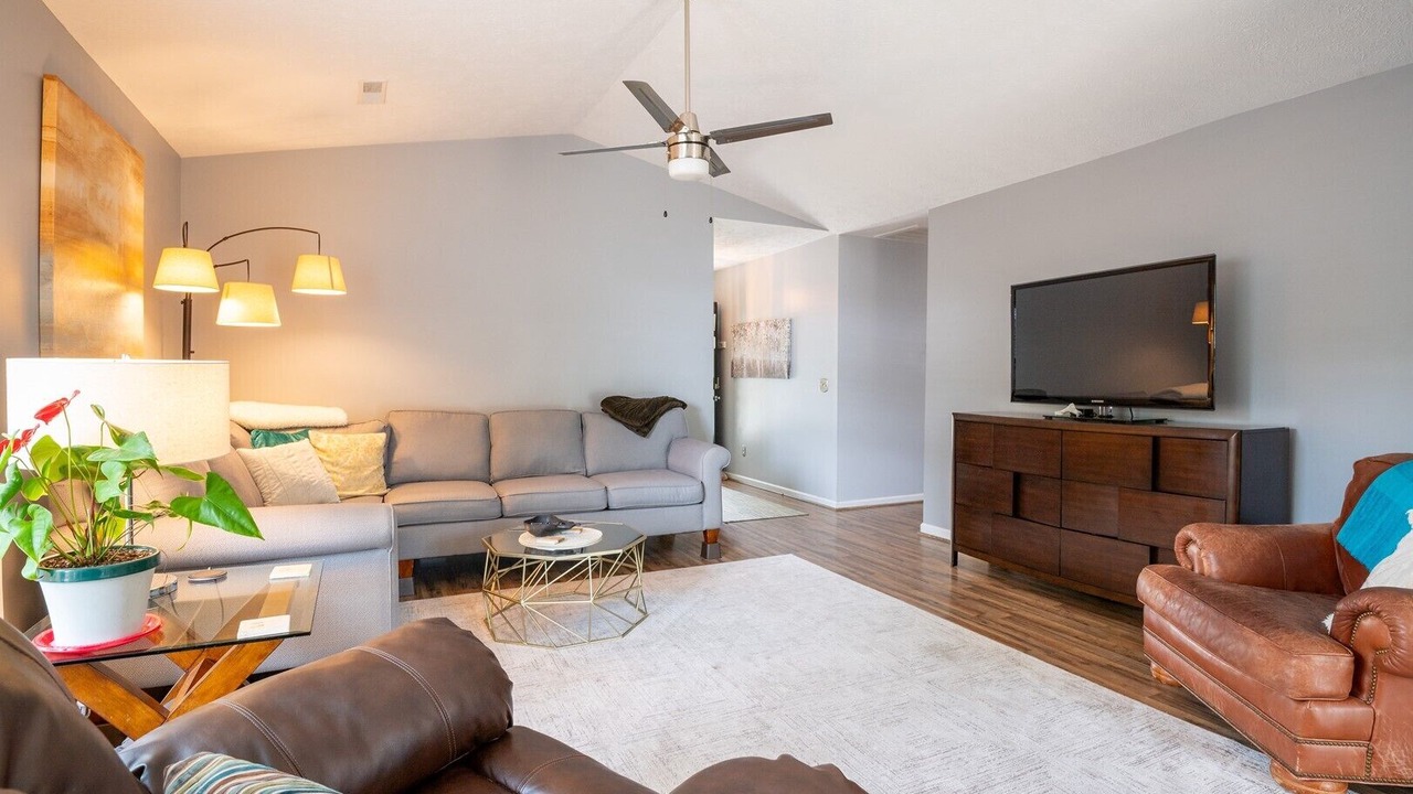 Photo of Livingroom in Silver Lake