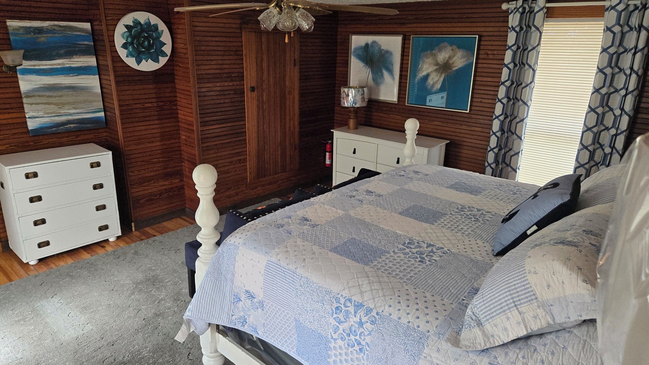 Photo of Bedroom in Scottsville