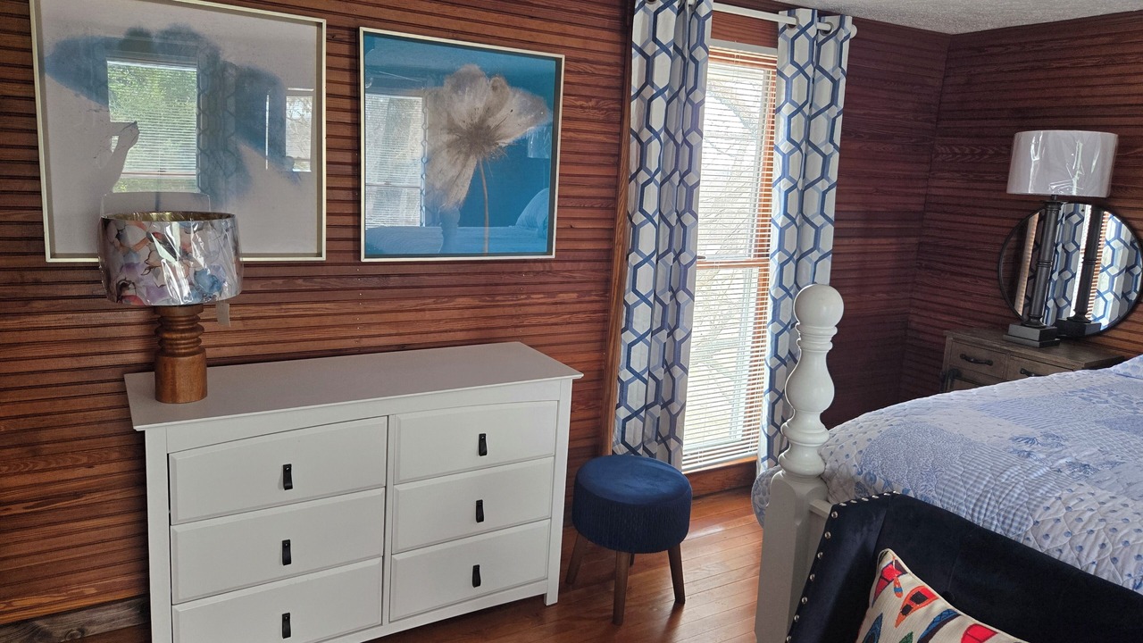 Photo of Bedroom in Scottsville