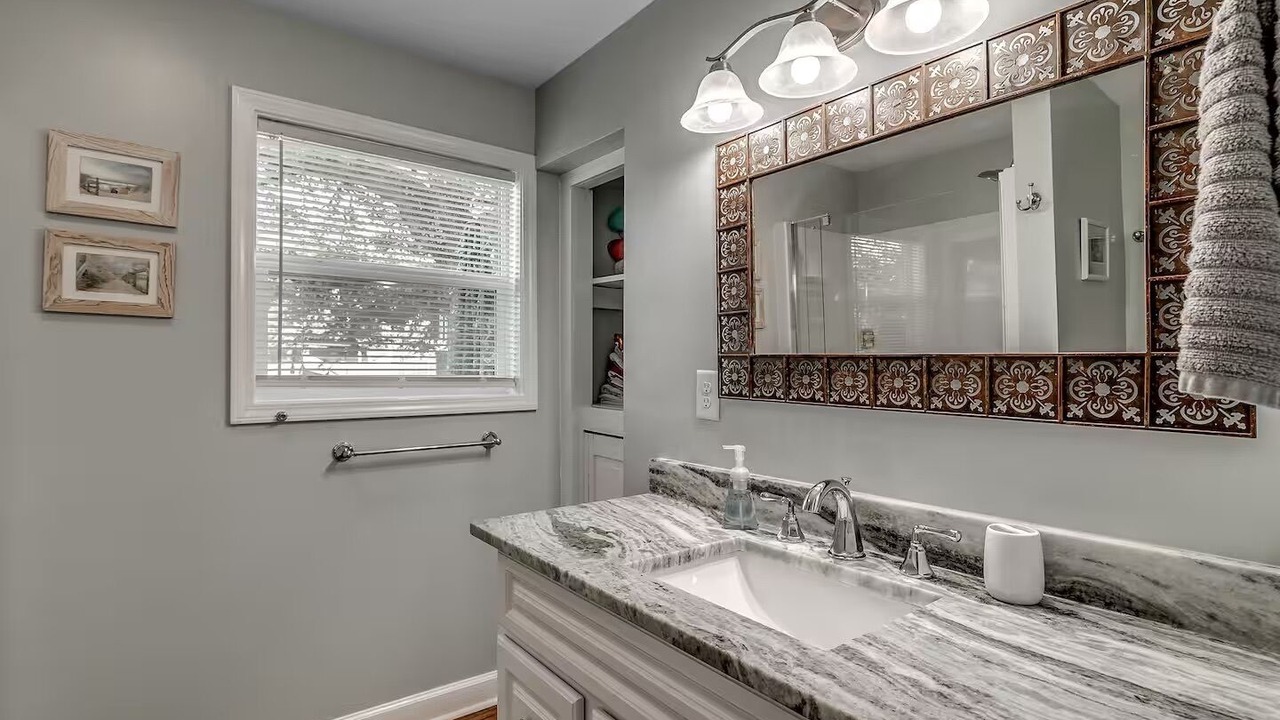 Photo of Bathroom in Cherry Grove Beach