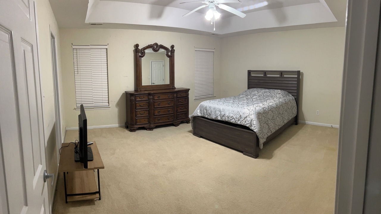 Photo of Bedroom in Oakdale