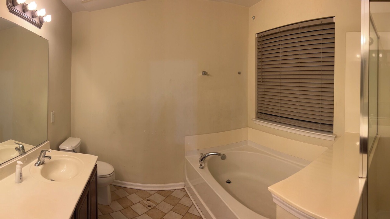 Photo of Bathroom in Oakdale