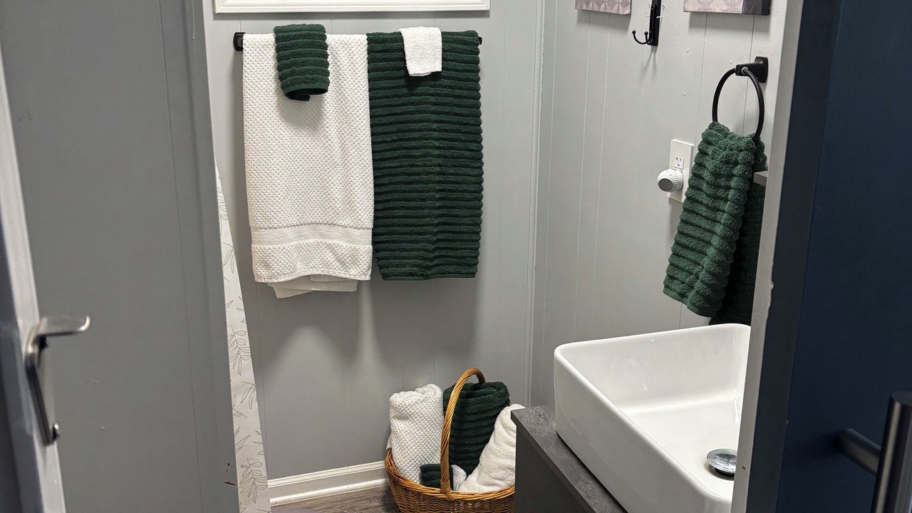 Photo of Bathroom in Pipestem