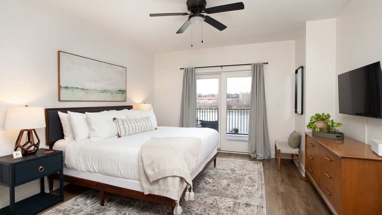Photo of Bedroom in Knoxville