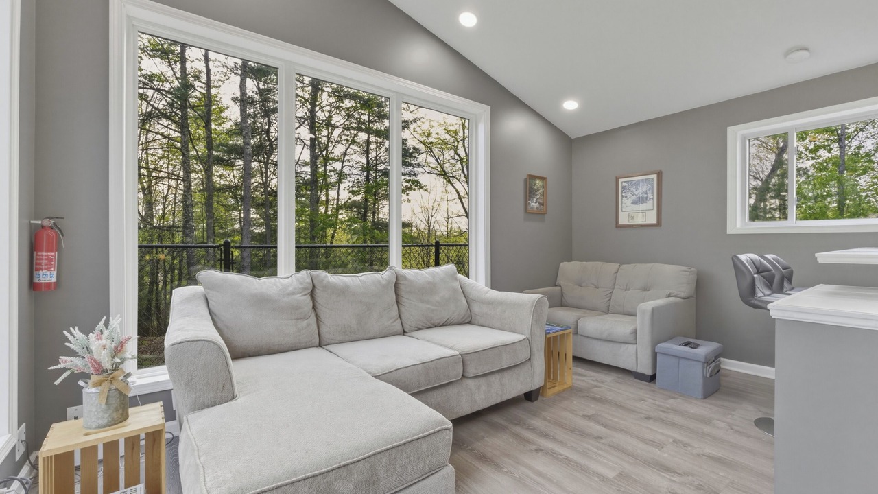 Photo of Livingroom in Nimitz