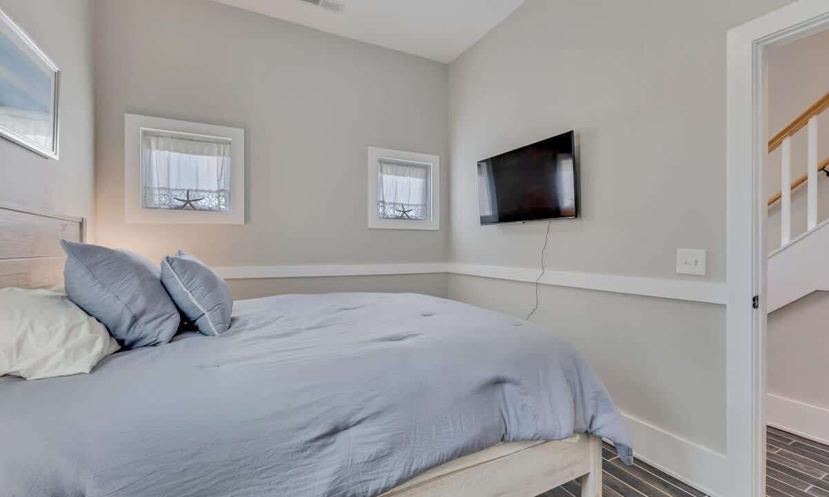 Photo of Bedroom in Wilmington Beach