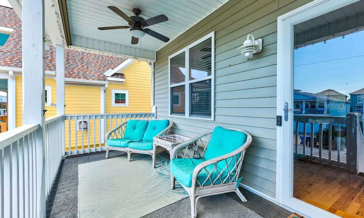 Photo of Patio Balcony in Wilmington Beach