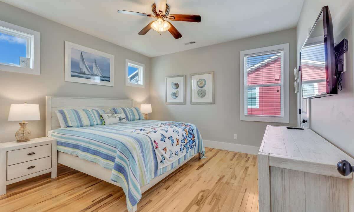Photo of Bedroom in Wilmington Beach
