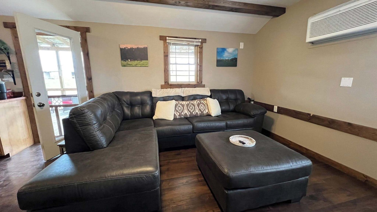 Photo of Livingroom in Jamestown