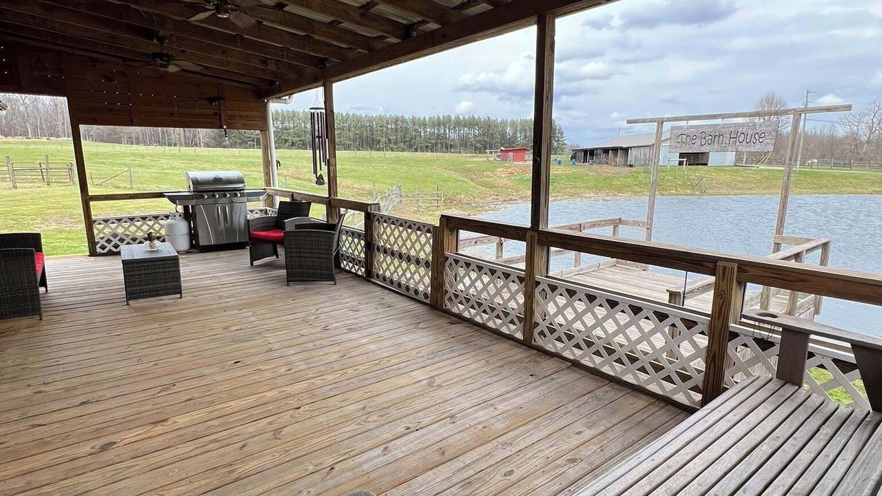 Photo of Patio Balcony in Jamestown