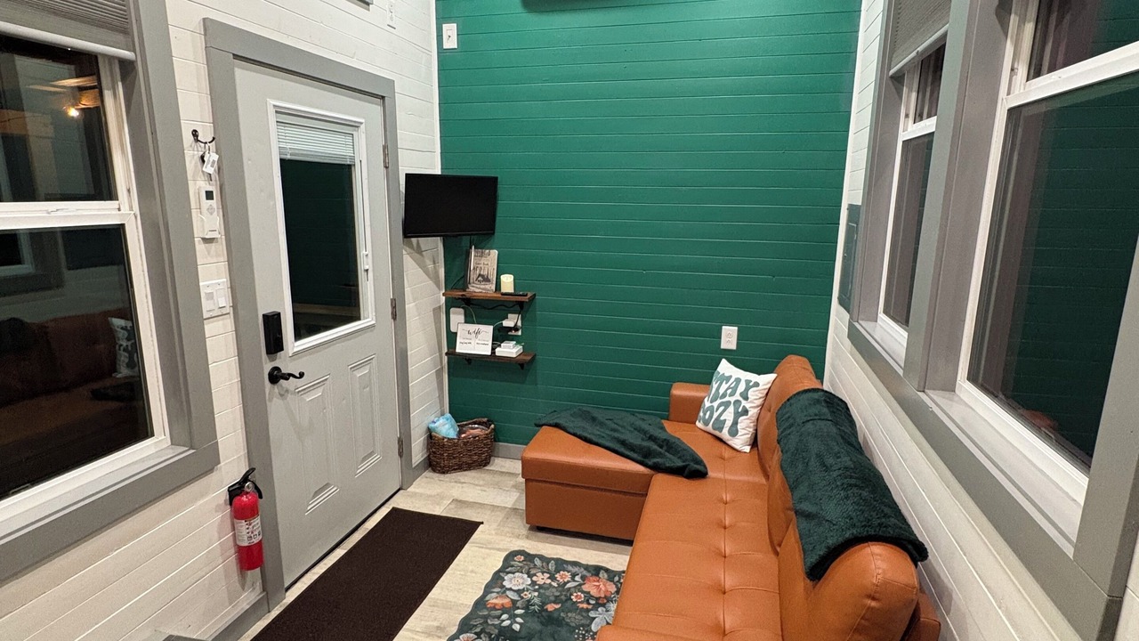 Photo of Livingroom in Penrose