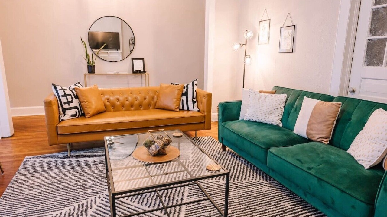 Photo of Livingroom in Danville