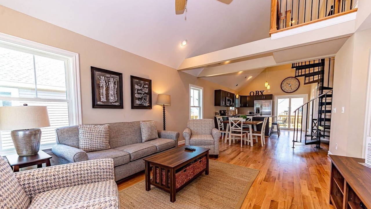 Photo of Livingroom in Harbinger