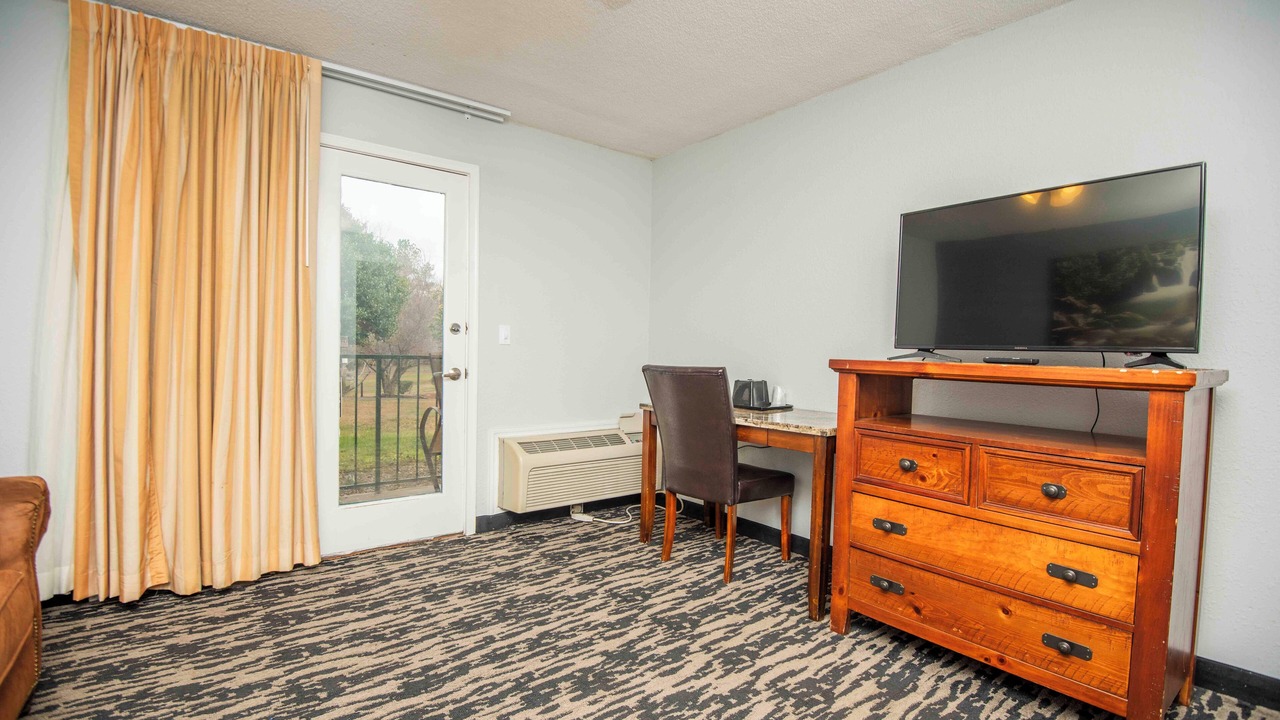 Photo of Livingroom in Townsend